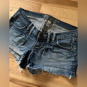 Abercrombie, low rise, y2k, pleat detail, booty short, distressed, size 0